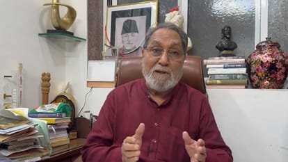 गाय को राष्ट्रीय पशु बनाने की बहस तेज, कांग्रेस नेता हुसैन दलवई का बयान चर्चा में