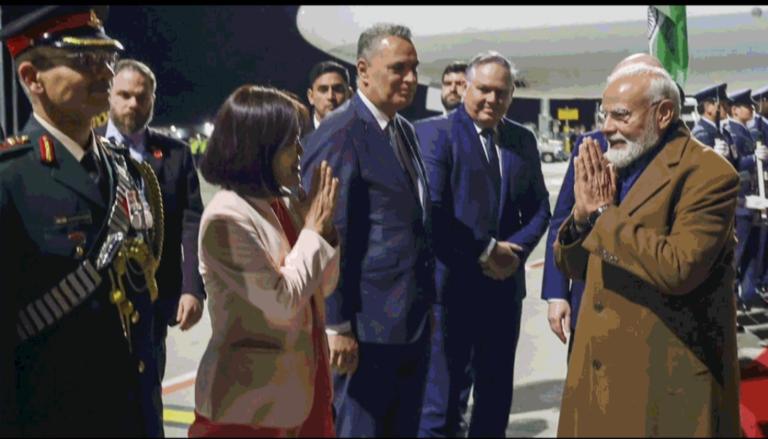 दिवसीय न्यूजीलैंड दौरे पर पहुंचे प्रधानमंत्री मोदी, व्यापार, रक्षा और रणनीतिक साझेदारी पर होगी अहम चर्चा